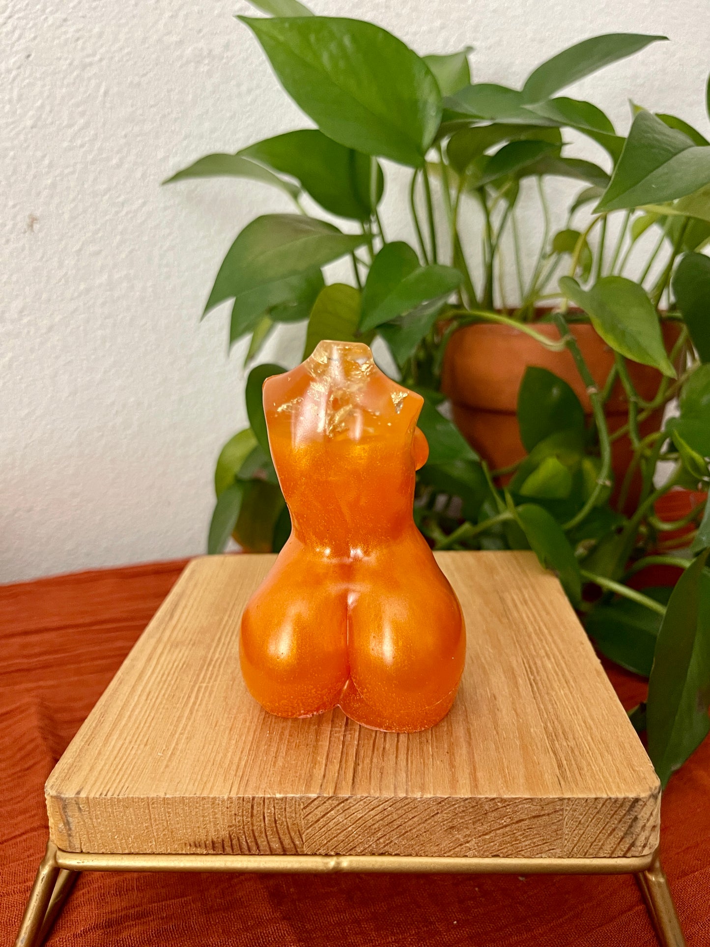 curvy diosa incense holder -thick mamiiii- | all colors | resin collection