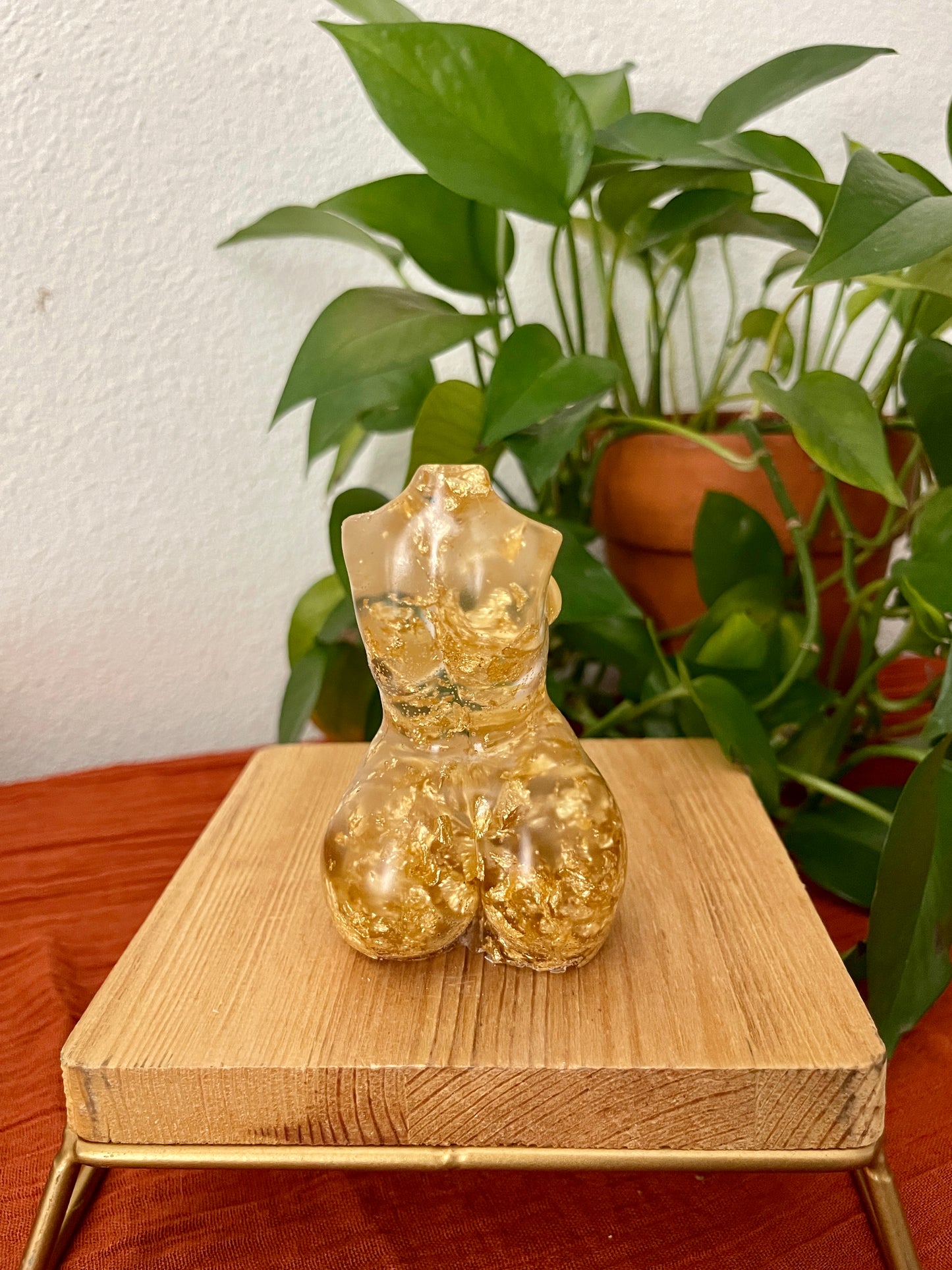 curvy diosa incense holder -thick mamiiii- | all colors | resin collection