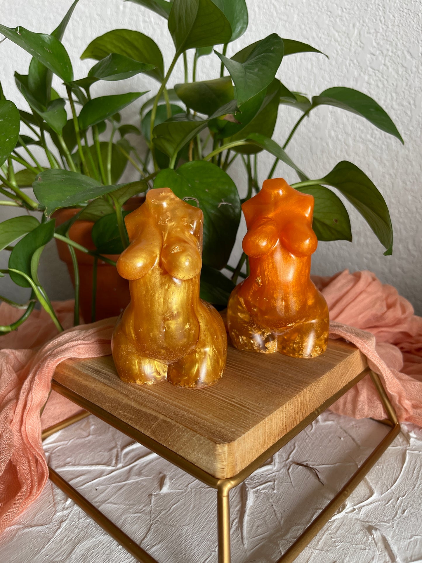 curvy diosa incense holder -thick mamiiii- | all colors | resin collection