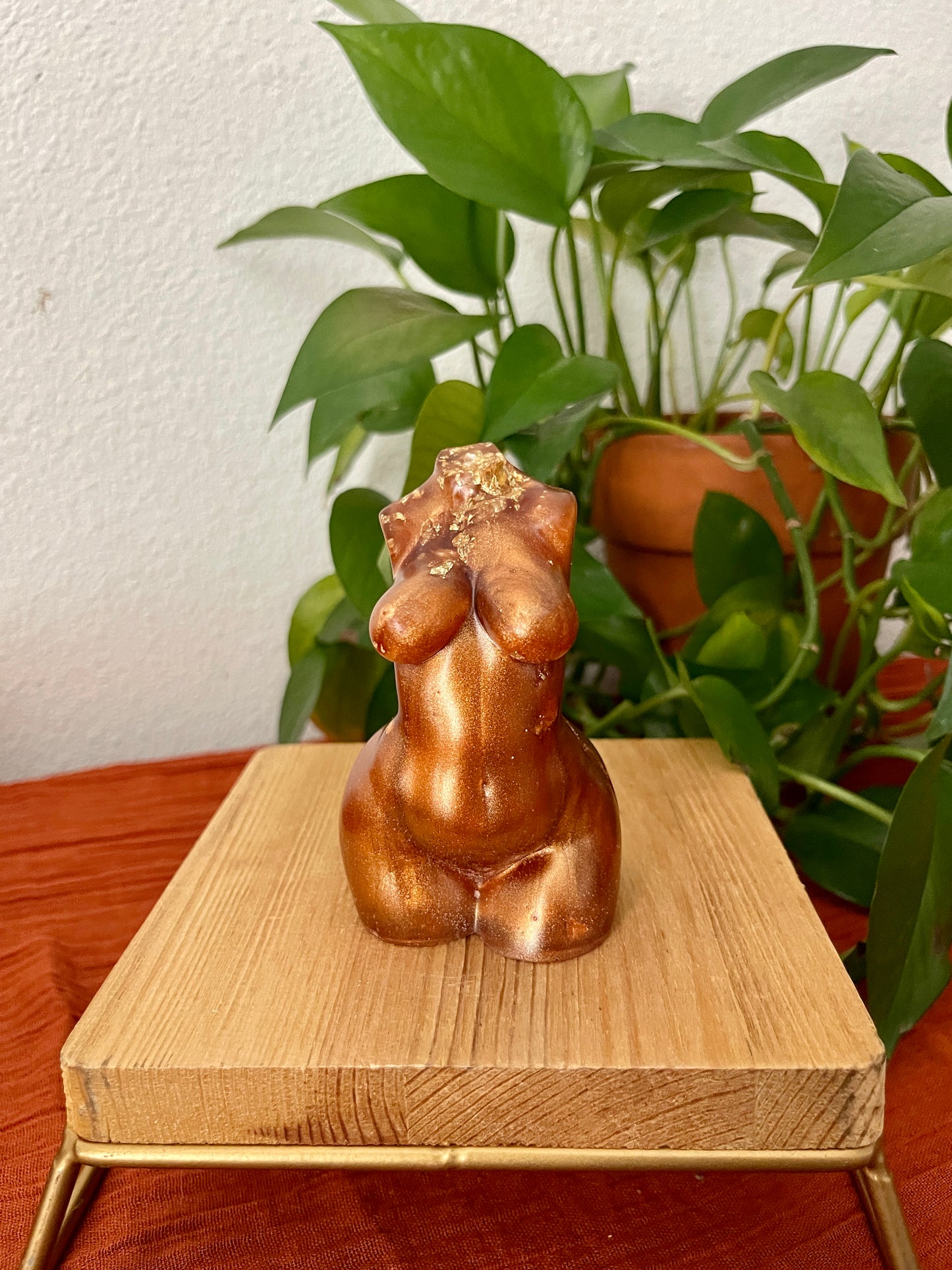 curvy diosa incense holder -thick mamiiii- | all colors | resin collection