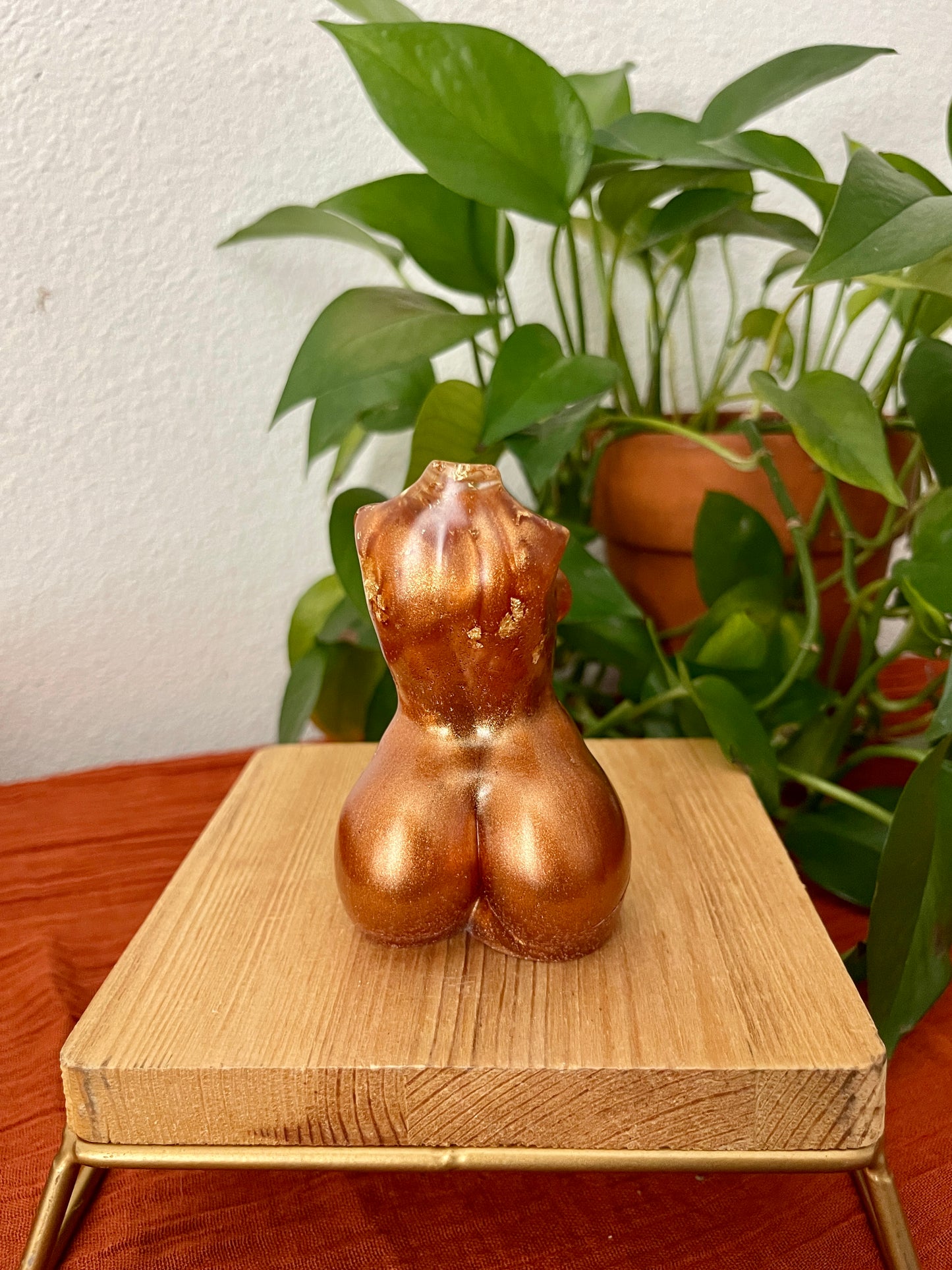 curvy diosa incense holder -thick mamiiii- | all colors | resin collection